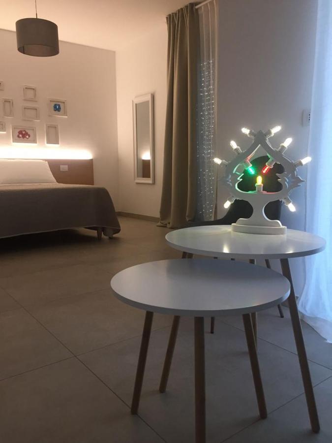 Le Rondini House Ξενοδοχείο Monopoli Εξωτερικό φωτογραφία