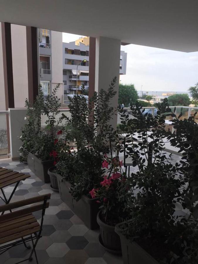 Le Rondini House Ξενοδοχείο Monopoli Εξωτερικό φωτογραφία