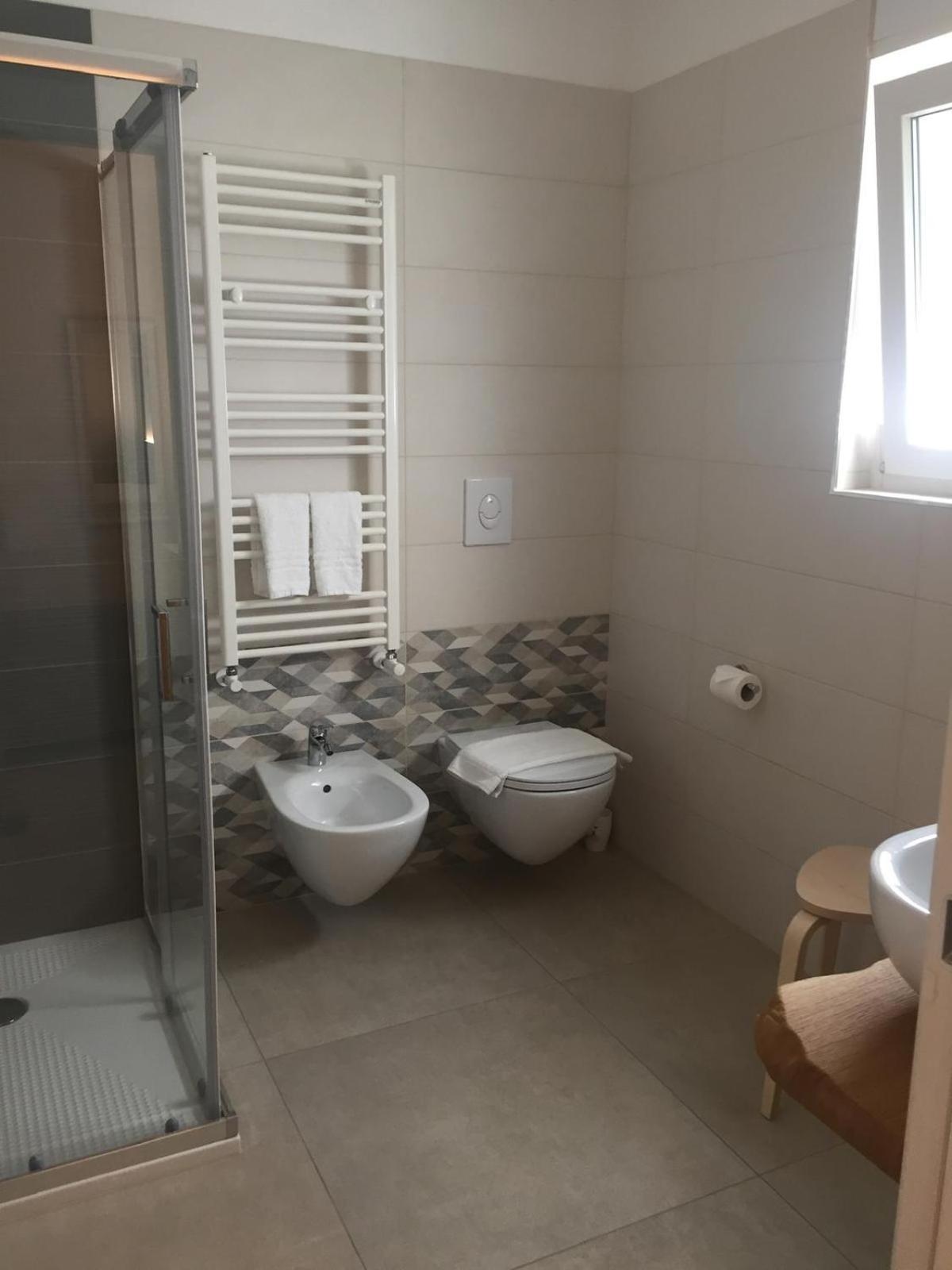 Le Rondini House Ξενοδοχείο Monopoli Εξωτερικό φωτογραφία